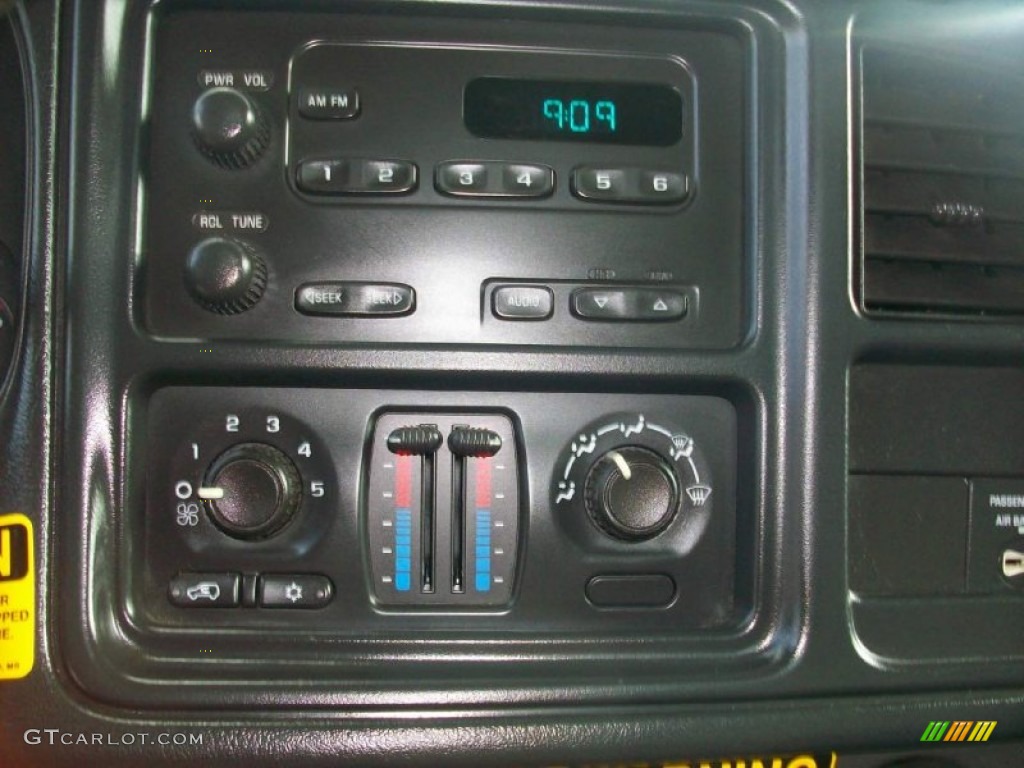 2007 Chevrolet Silverado 3500HD Classic Regular Cab Chassis Controls Photos