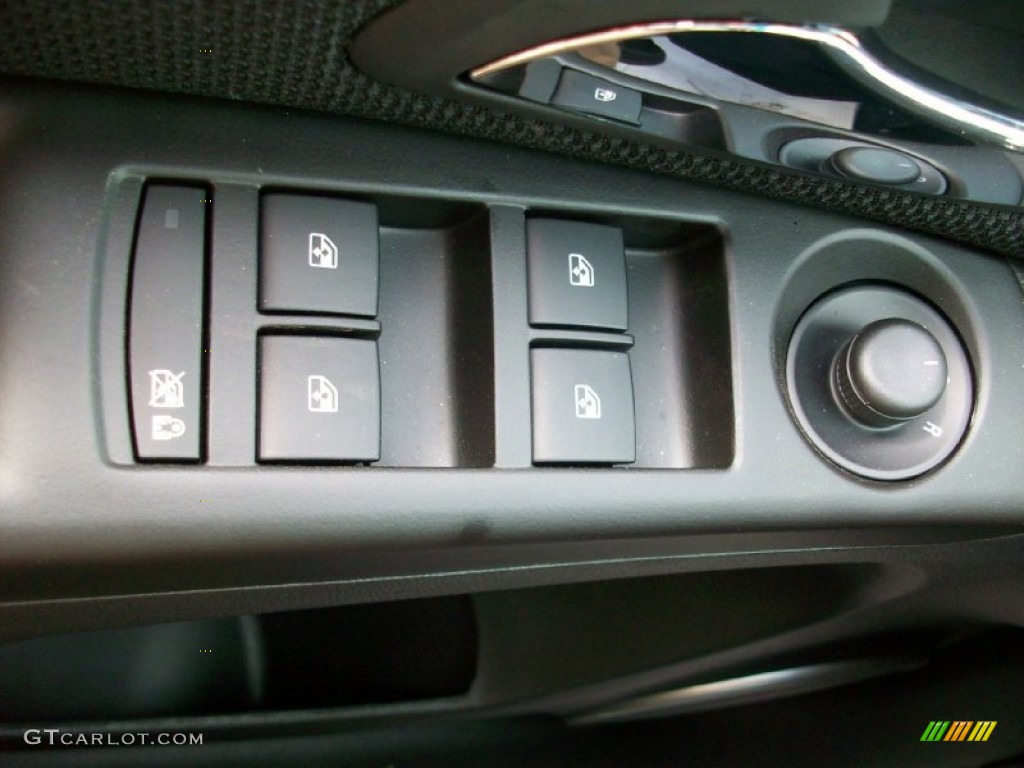 2012 Chevrolet Cruze LT/RS Controls Photo #54019412