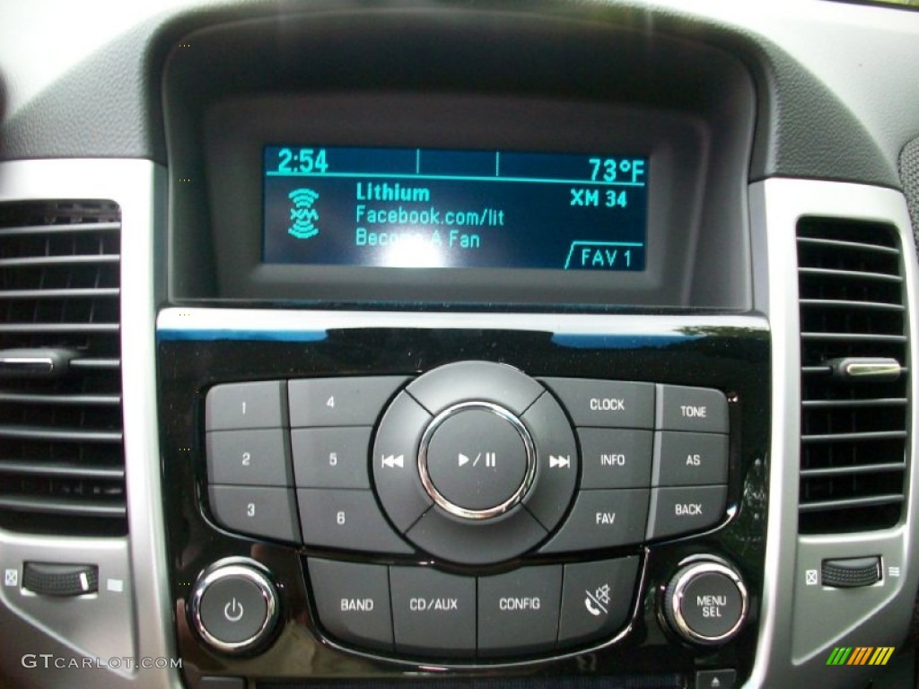 2012 Chevrolet Cruze LT/RS Controls Photo #54019418