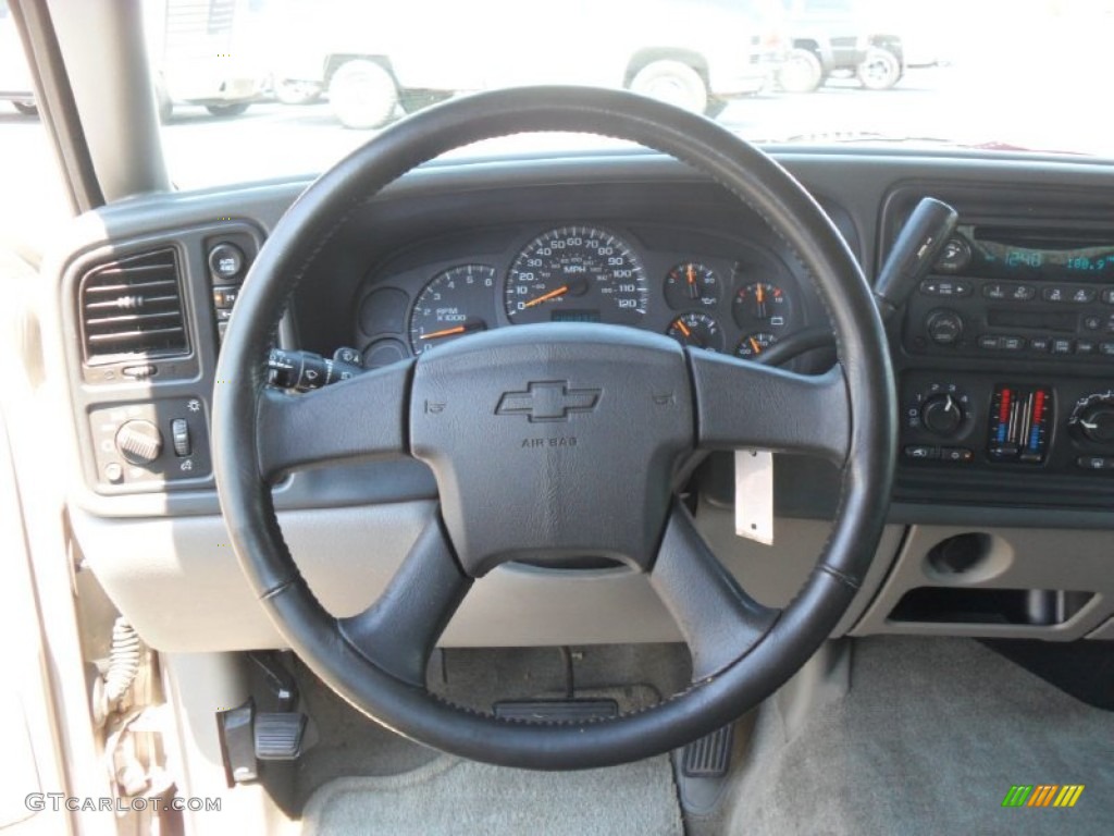 2004 Chevrolet Tahoe LS 4x4 Gray/Dark Charcoal Steering Wheel Photo #54020416