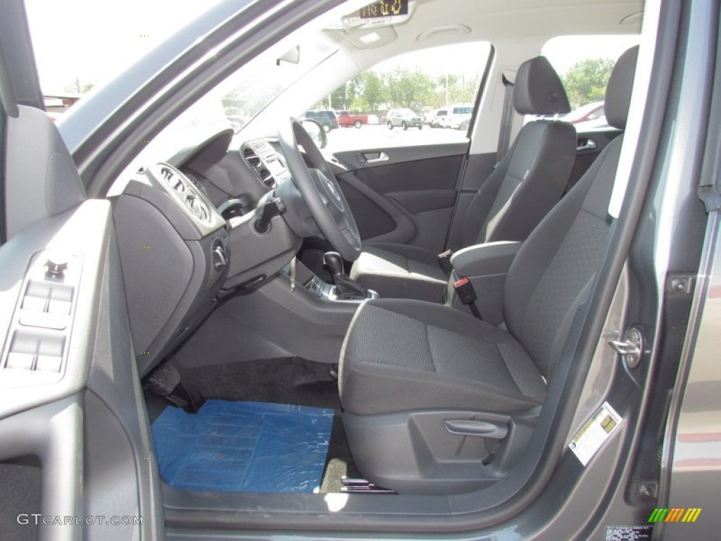 Black Interior 2012 Volkswagen Tiguan S Photo #54021588