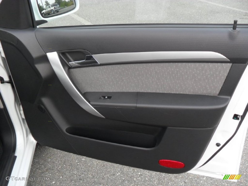 2011 Chevrolet Aveo Aveo5 LT Door Panel Photos