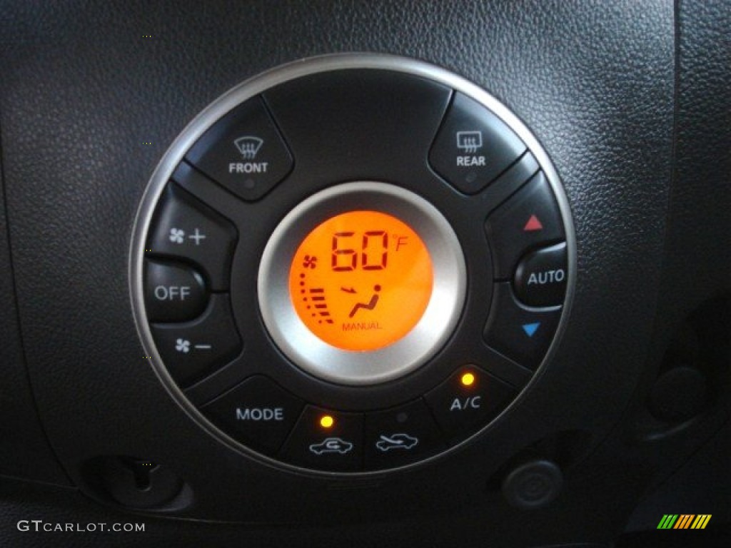 2009 Nissan Cube Krom Edition Controls Photo #54023470