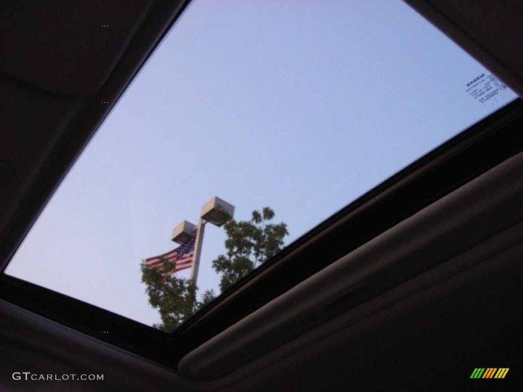 2011 Nissan Juke SL AWD Sunroof Photo #54023660