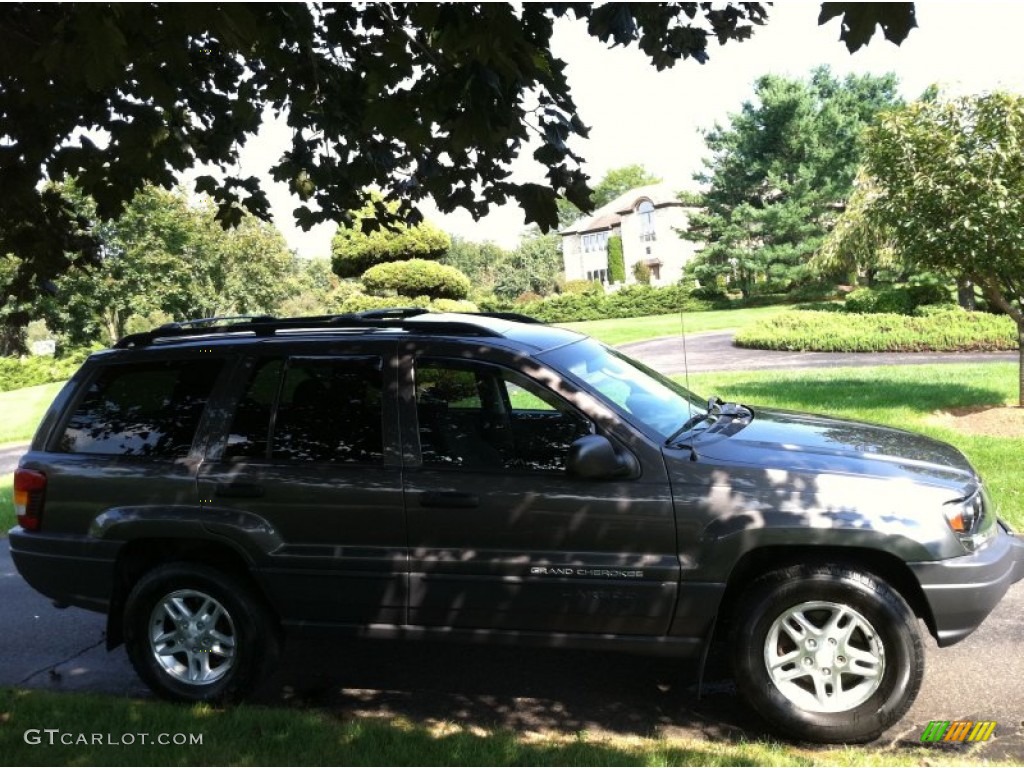 2003 Grand Cherokee Laredo 4x4 - Graphite Metallic / Dark Slate Gray photo #6