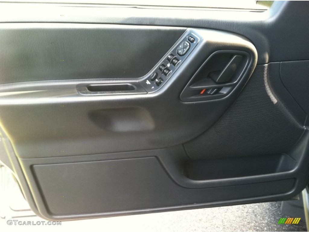 2003 Grand Cherokee Laredo 4x4 - Graphite Metallic / Dark Slate Gray photo #27