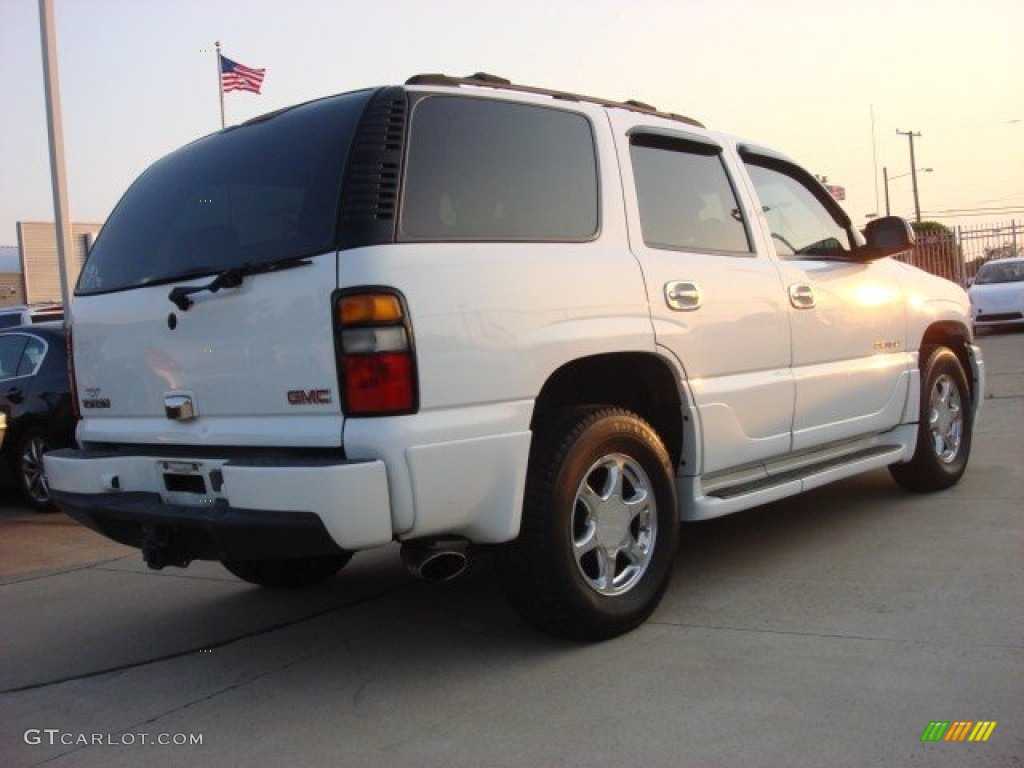 2004 Yukon Denali AWD - Summit White / Stone Gray photo #4