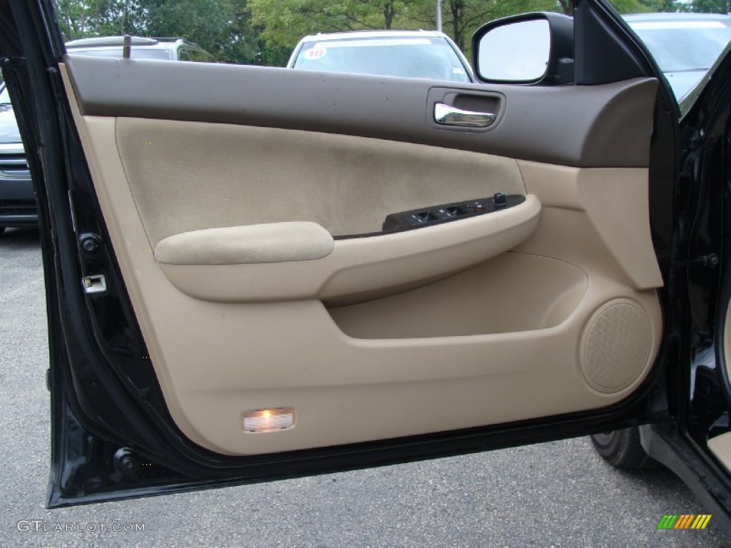 2007 Honda Accord SE Sedan Ivory Door Panel Photo #54028243