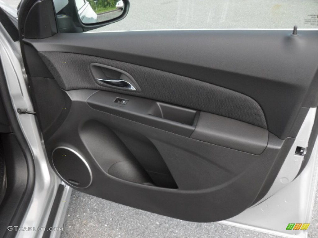 2012 Chevrolet Cruze LTZ/RS Jet Black Door Panel Photo #54030806