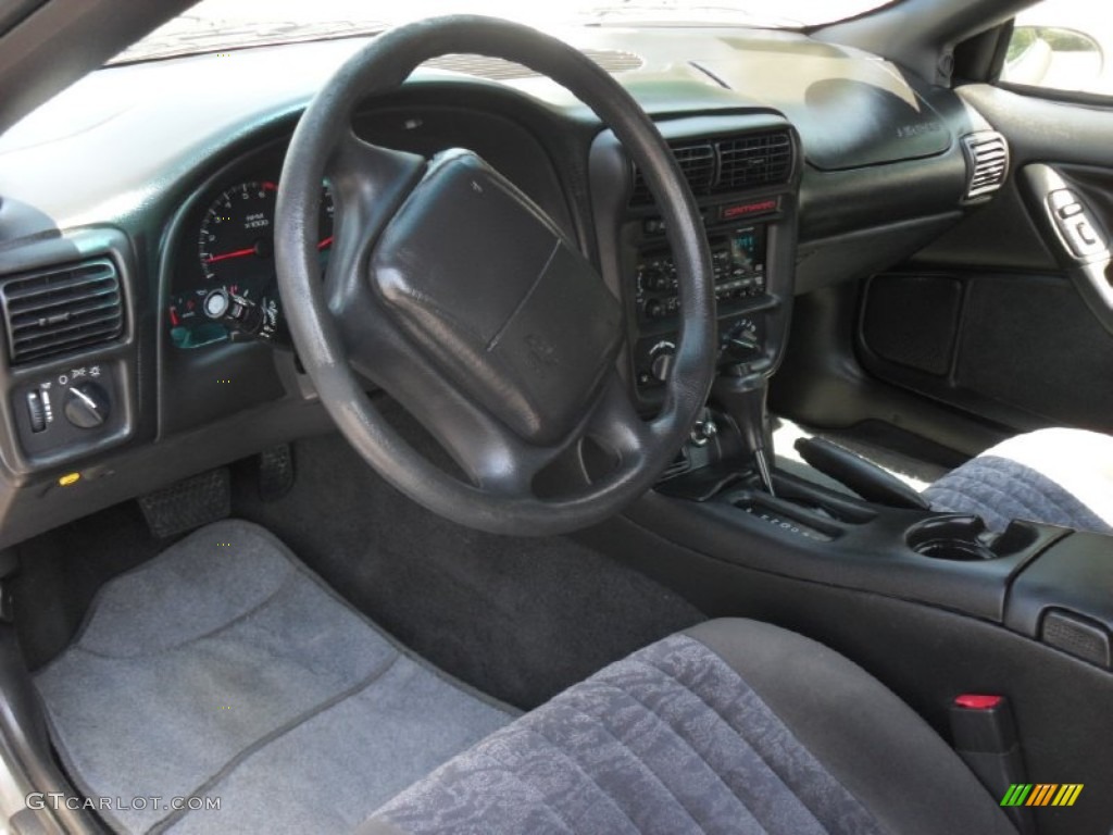 Ebony Interior 2001 Chevrolet Camaro Coupe Photo #54032411
