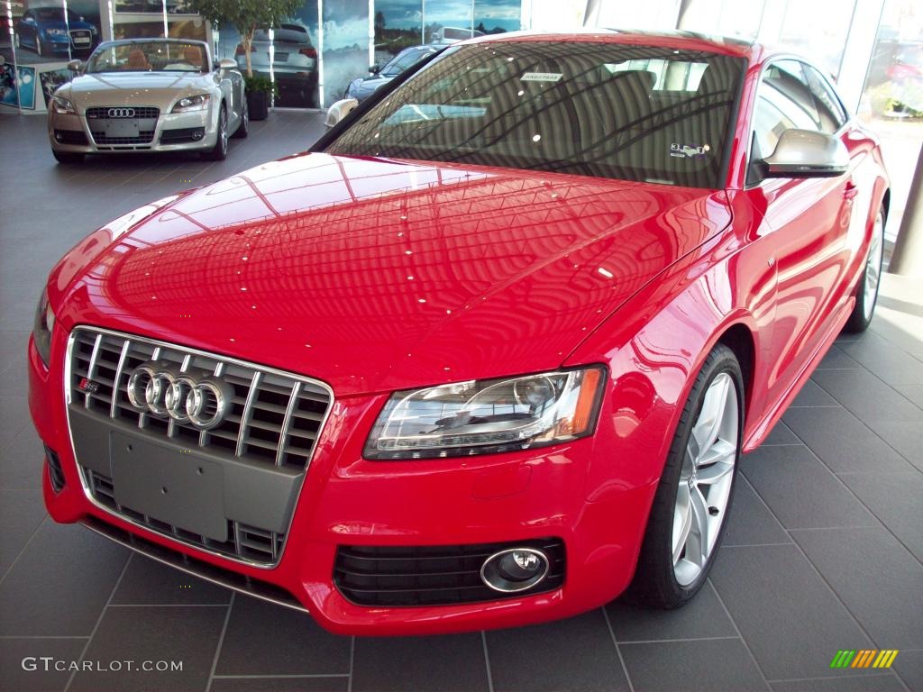 2009 S5 4.2 quattro - Brilliant Red / Black Silk Nappa Leather photo #1
