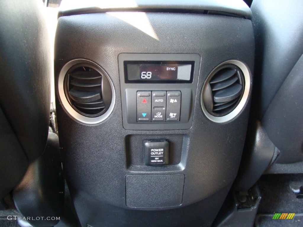2011 Honda Pilot EX-L 4WD Controls Photo #54033179