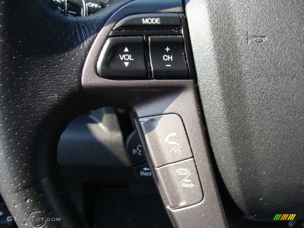 2011 Honda Pilot EX-L 4WD Controls Photo #54033206