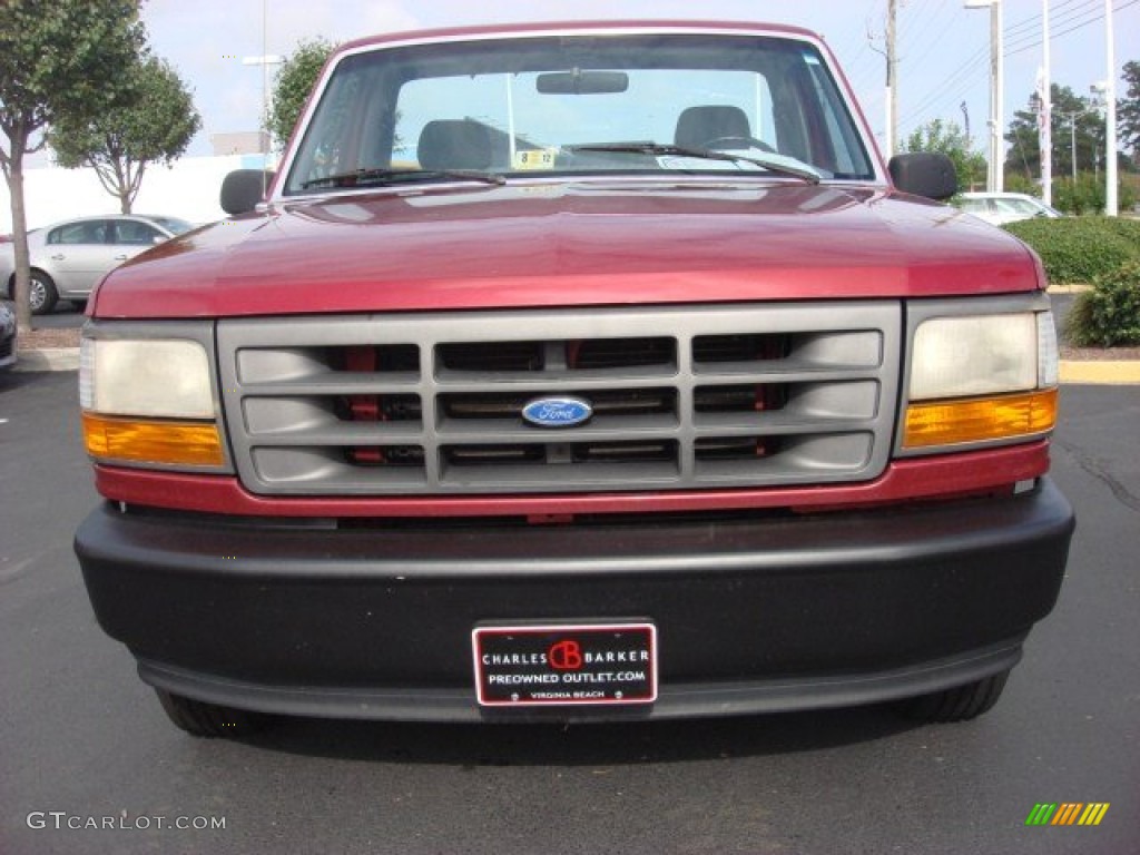 1994 F150 XL Regular Cab - Electric Red Metallic / Grey photo #6