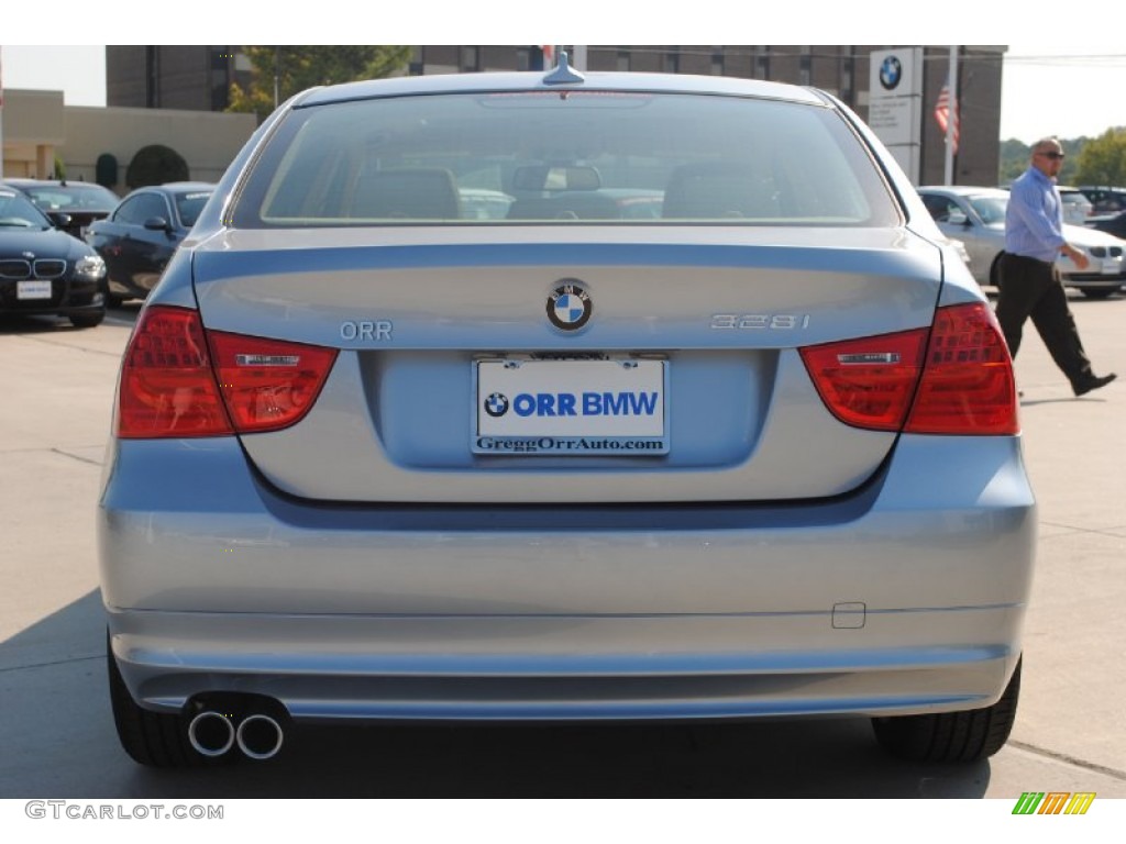 2011 3 Series 328i Sedan - Blue Water Metallic / Beige photo #5