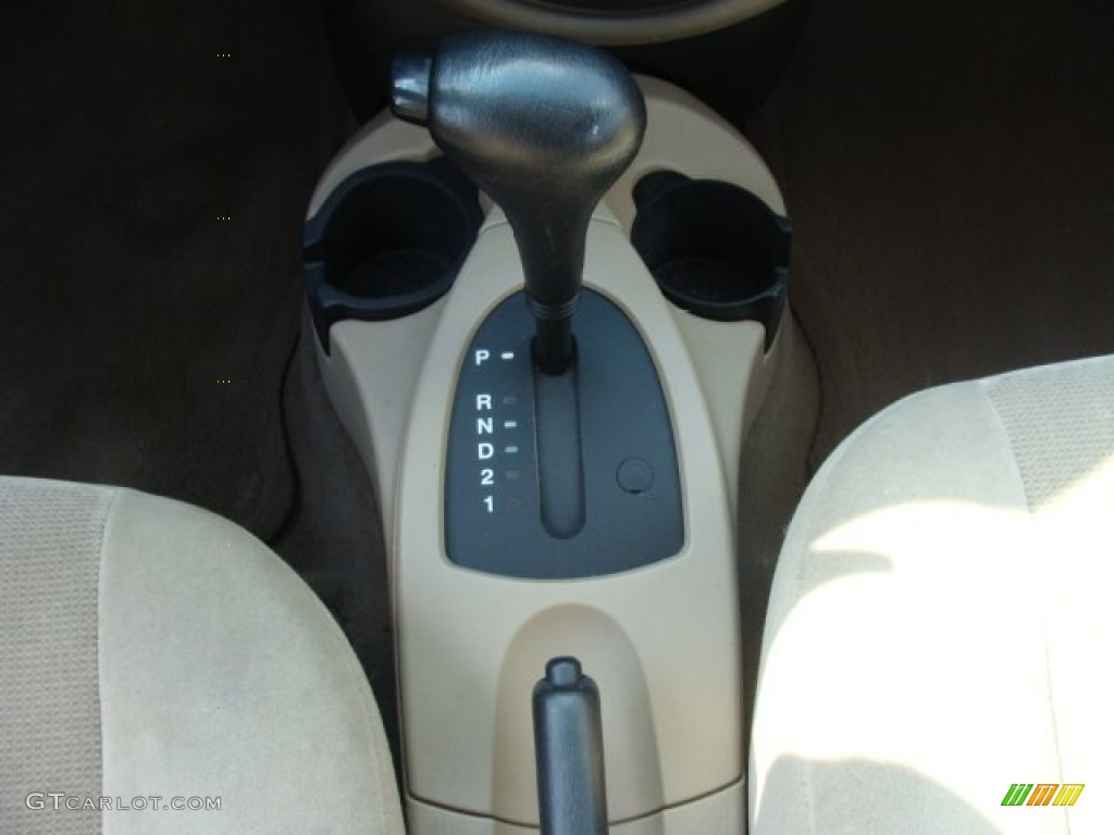2002 Ford Focus SE Wagon 4 Speed Automatic Transmission Photo #54037790