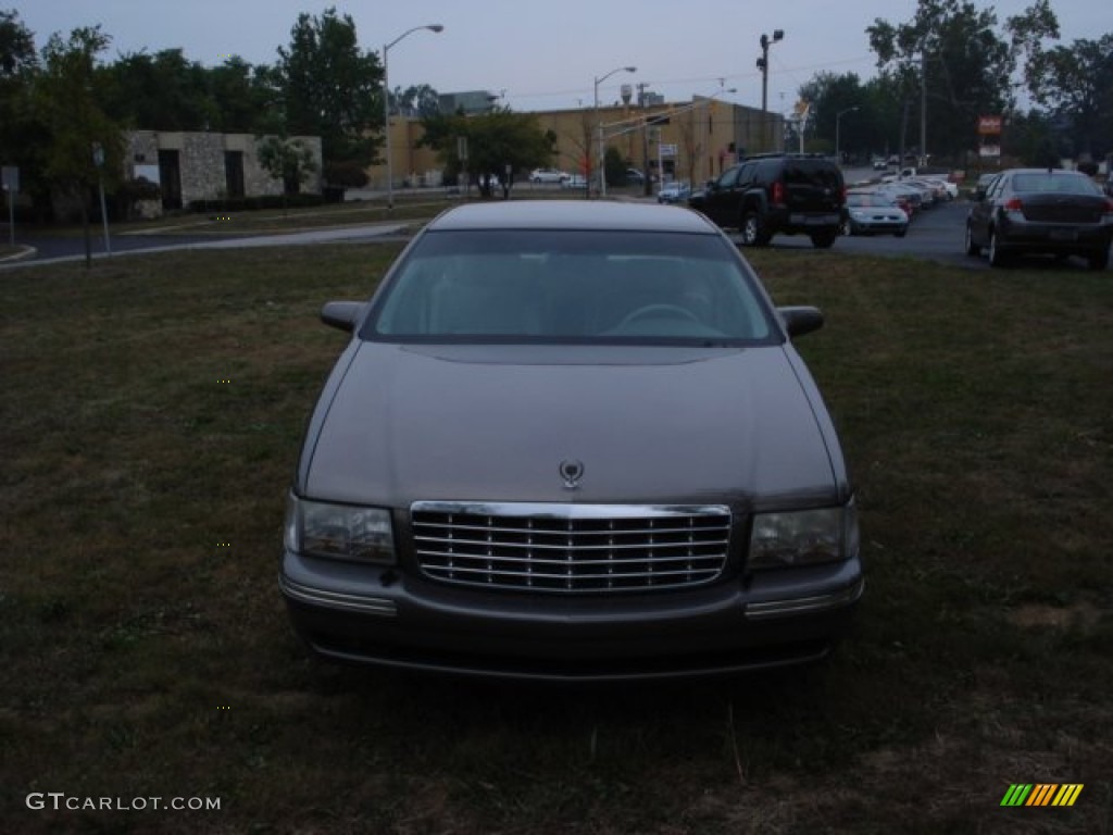 1999 DeVille Sedan - Moonstone / Neutral Shale photo #7