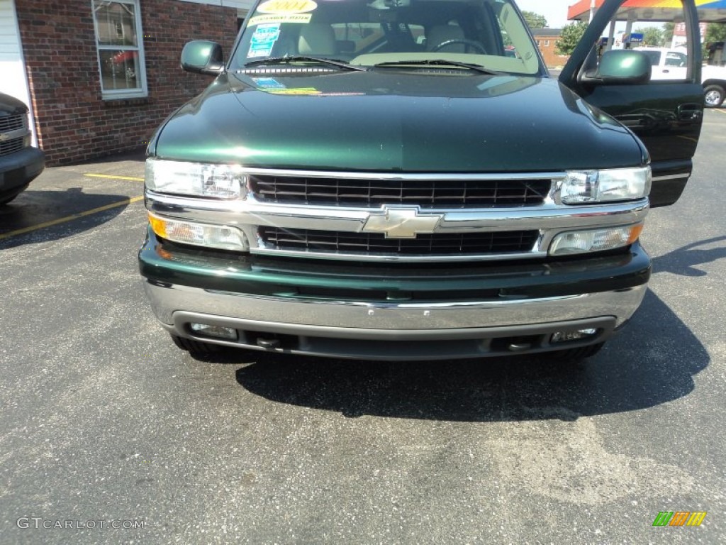 2004 Suburban 1500 LT 4x4 - Dark Green Metallic / Tan/Neutral photo #32