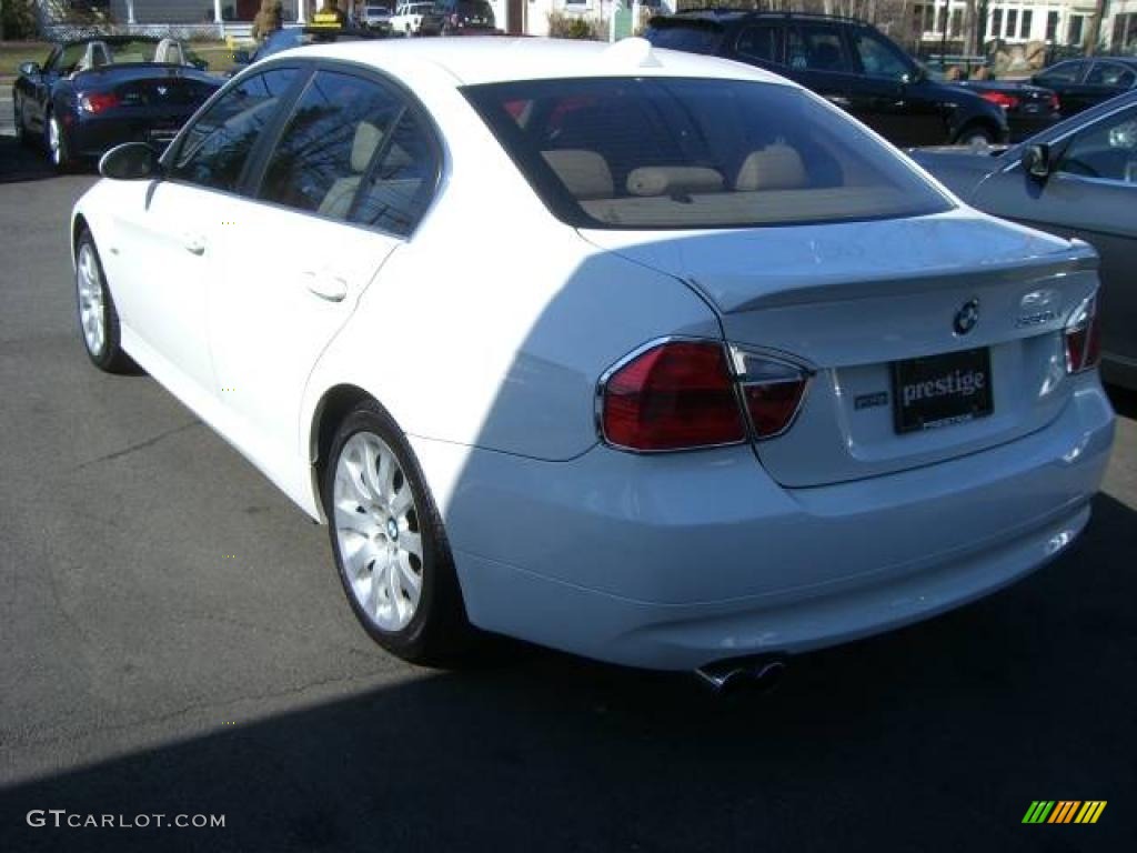 2006 3 Series 330xi Sedan - Alpine White / Beige photo #2