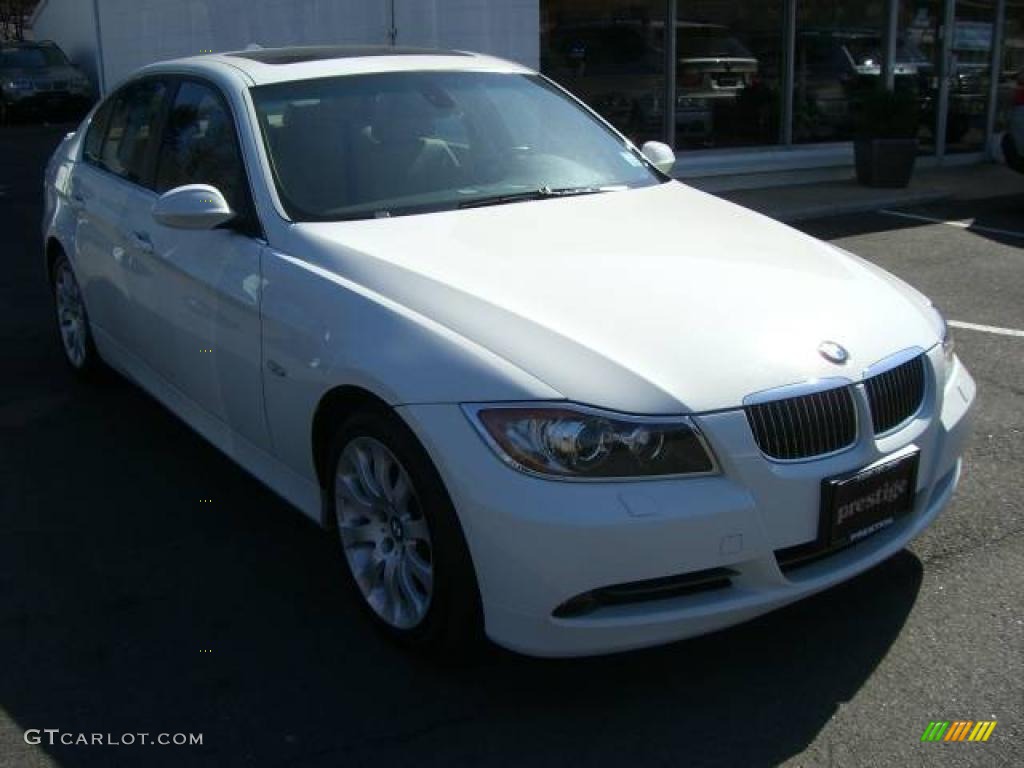 2006 3 Series 330xi Sedan - Alpine White / Beige photo #18