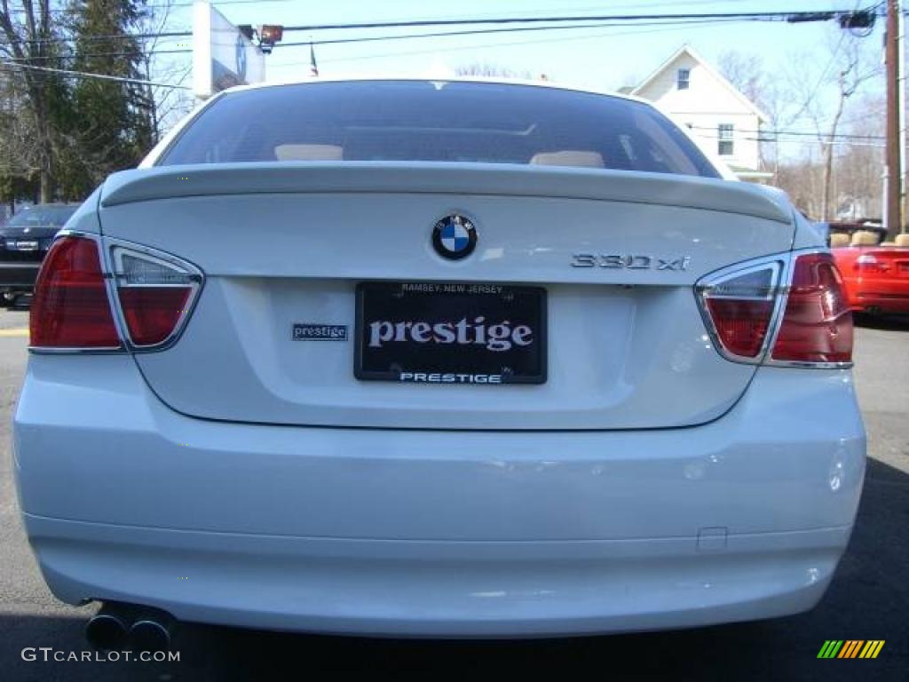 2006 3 Series 330xi Sedan - Alpine White / Beige photo #20