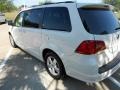 2009 Calla Lilly White Volkswagen Routan SE  photo #5