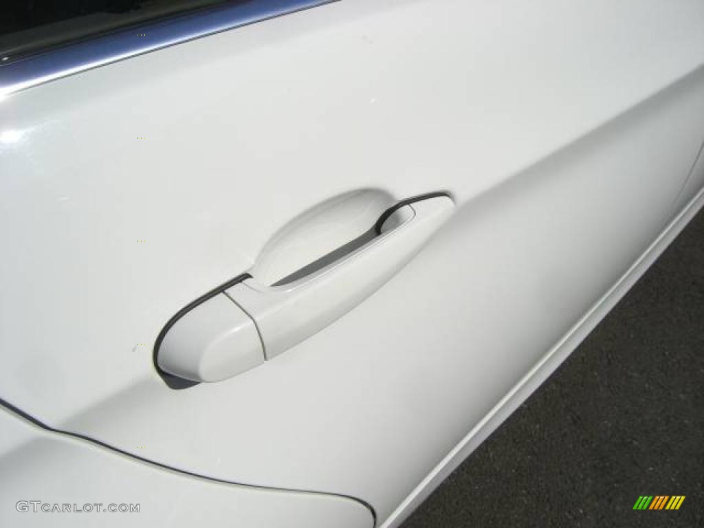 2006 3 Series 330xi Sedan - Alpine White / Beige photo #40