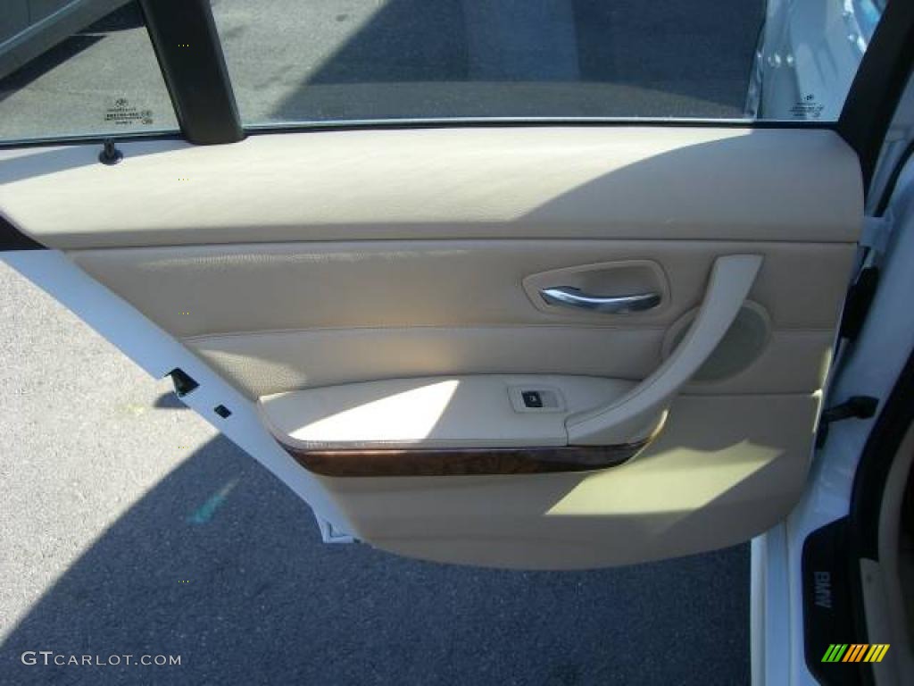 2006 3 Series 330xi Sedan - Alpine White / Beige photo #53