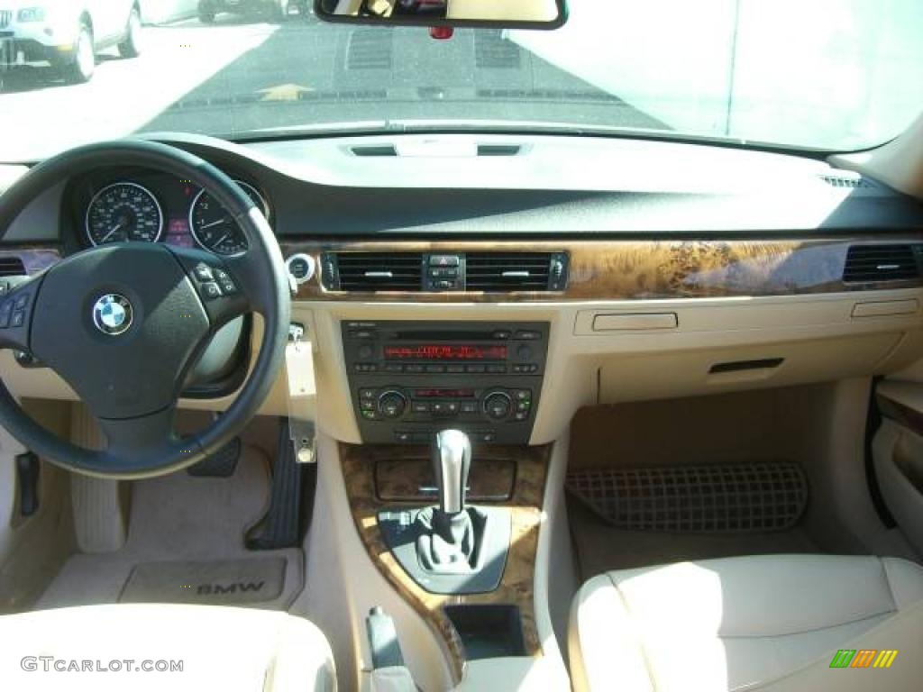 2006 3 Series 330xi Sedan - Alpine White / Beige photo #56