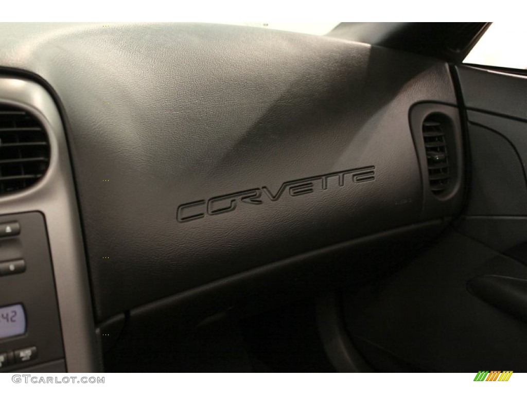 2006 Corvette Convertible - Victory Red / Ebony Black photo #17