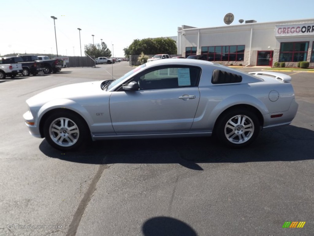 2006 Mustang GT Deluxe Coupe - Satin Silver Metallic / Dark Charcoal photo #8