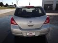 Brilliant Silver - Versa 1.8 S Hatchback Photo No. 6