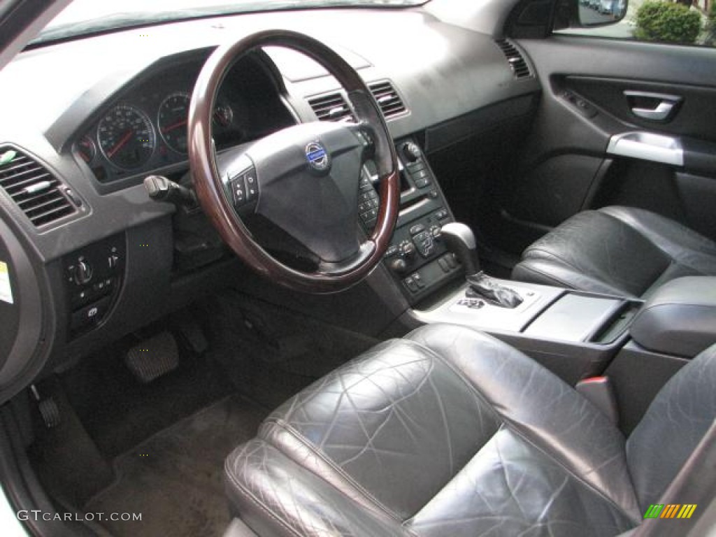 Graphite Interior 2004 Volvo XC90 2.5T Photo #54056279