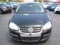 Black - Jetta SE Sedan Photo No. 3