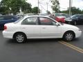 2002 White Kia Spectra LS Sedan  photo #10