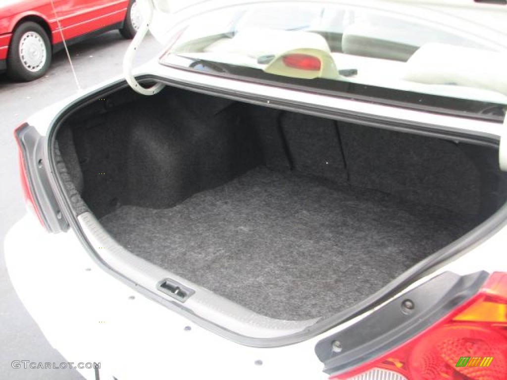 2002 Spectra LS Sedan - White / Gray photo #11