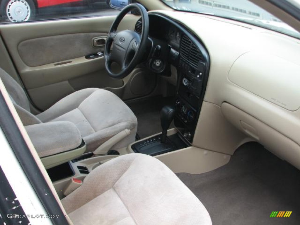 2002 Spectra LS Sedan - White / Gray photo #12