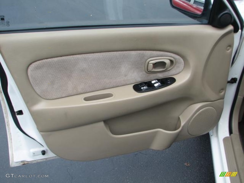 2002 Spectra LS Sedan - White / Gray photo #18
