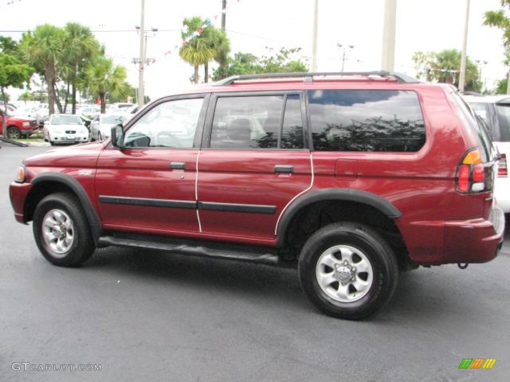 2003 Montero Sport ES - Cambridge Red Pearl / Gray photo #6