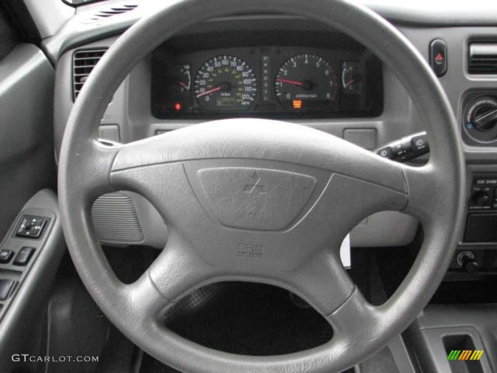 2003 Montero Sport ES - Cambridge Red Pearl / Gray photo #13