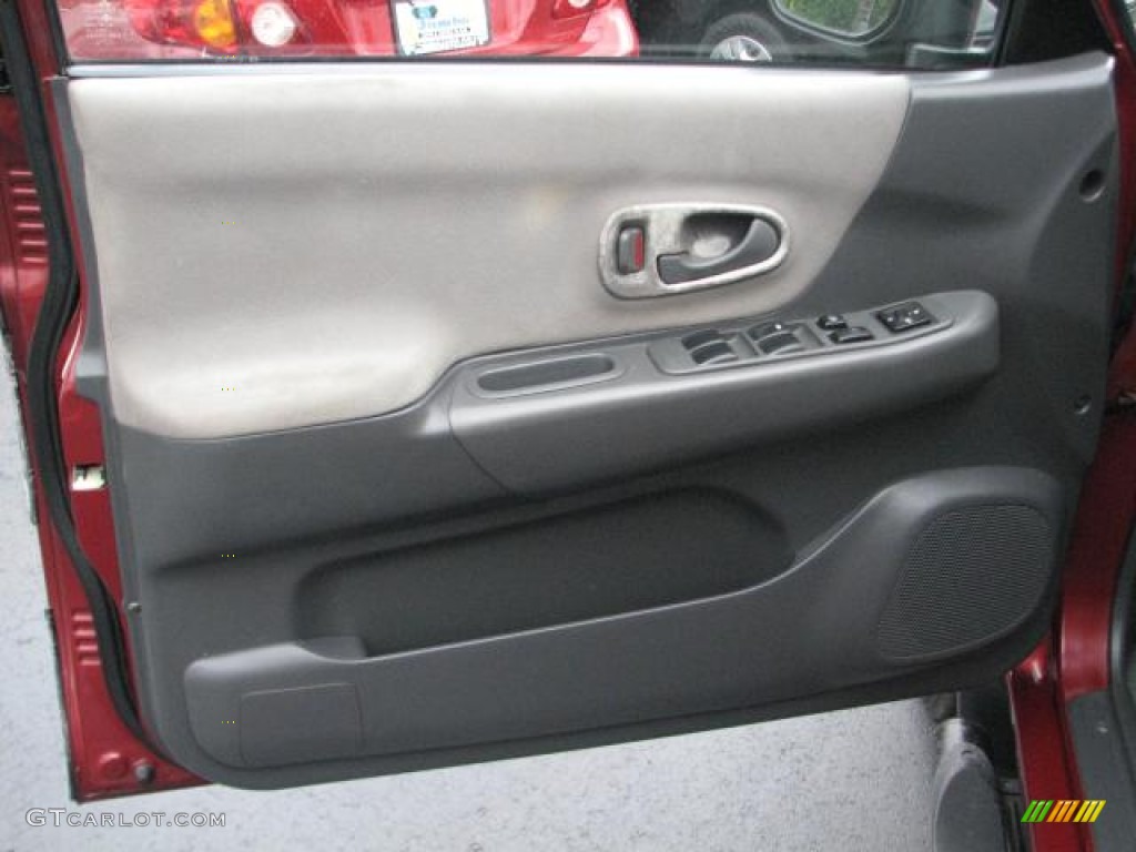 2003 Montero Sport ES - Cambridge Red Pearl / Gray photo #18