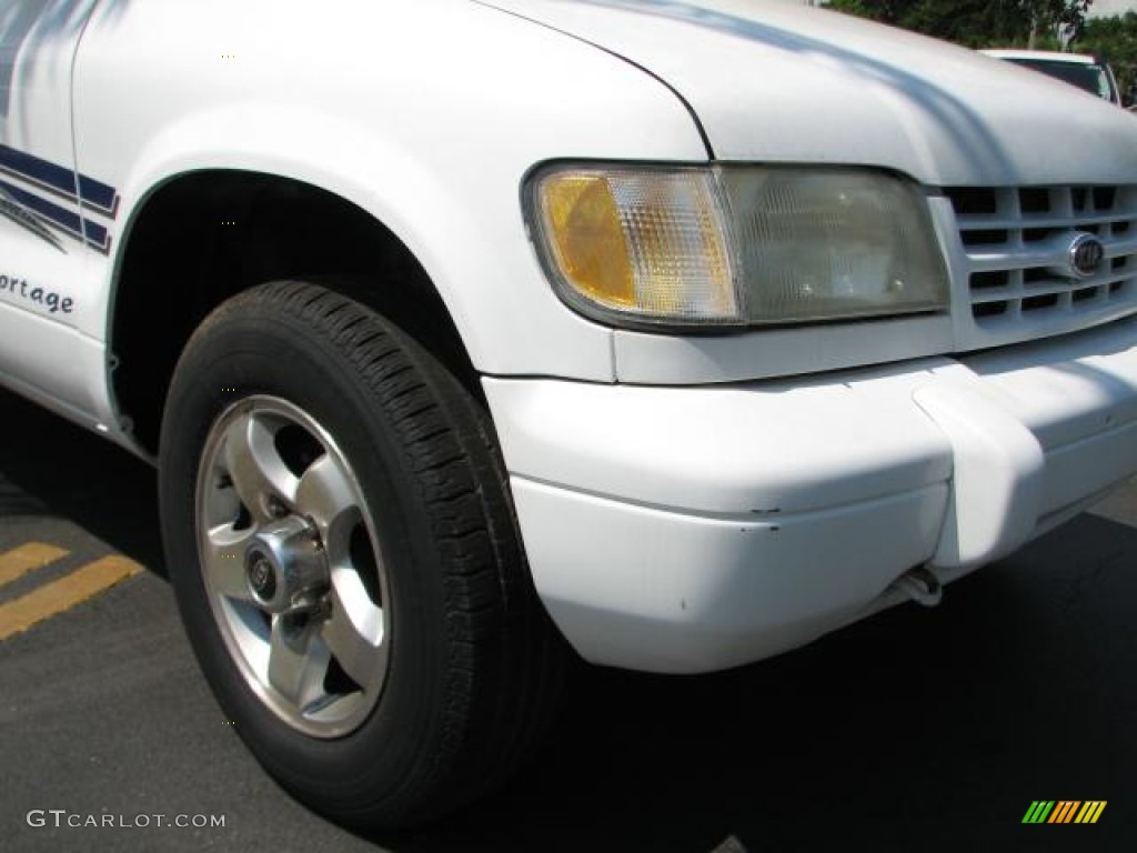 1997 Sportage  - Crystal White / Gray photo #2