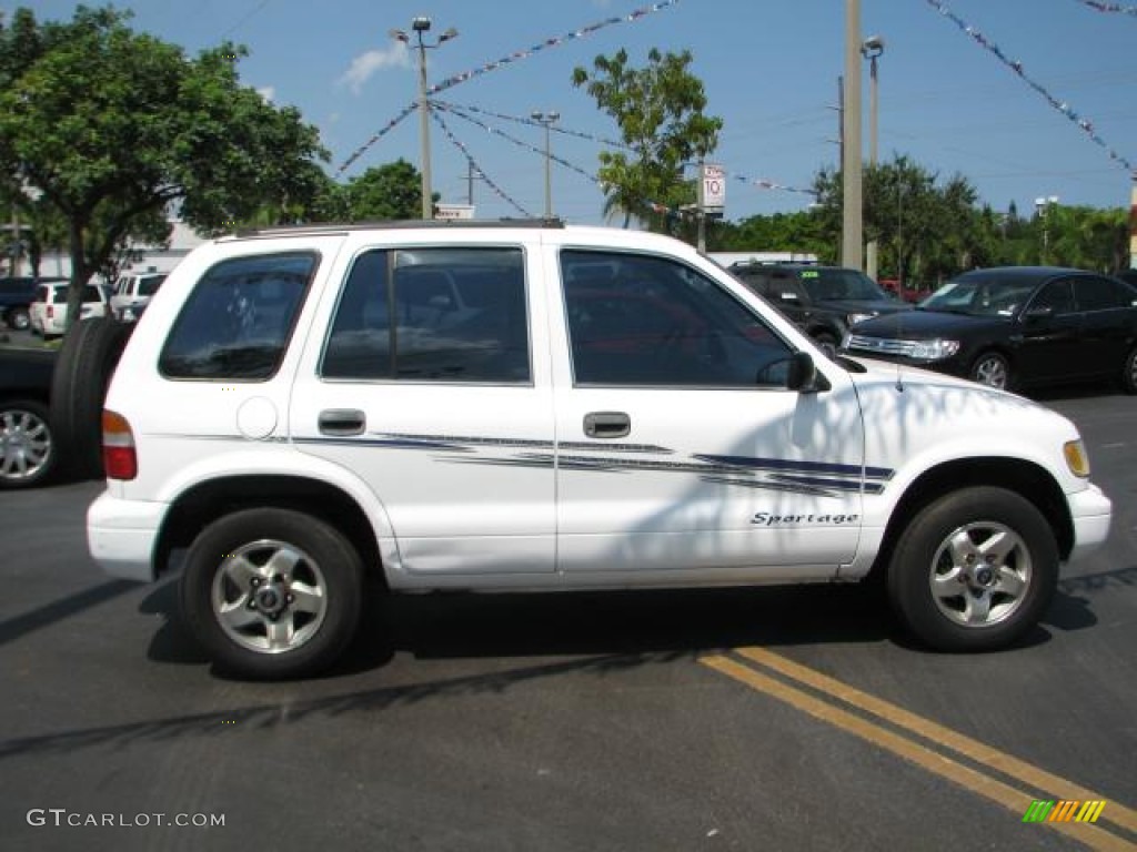 1997 Sportage  - Crystal White / Gray photo #10