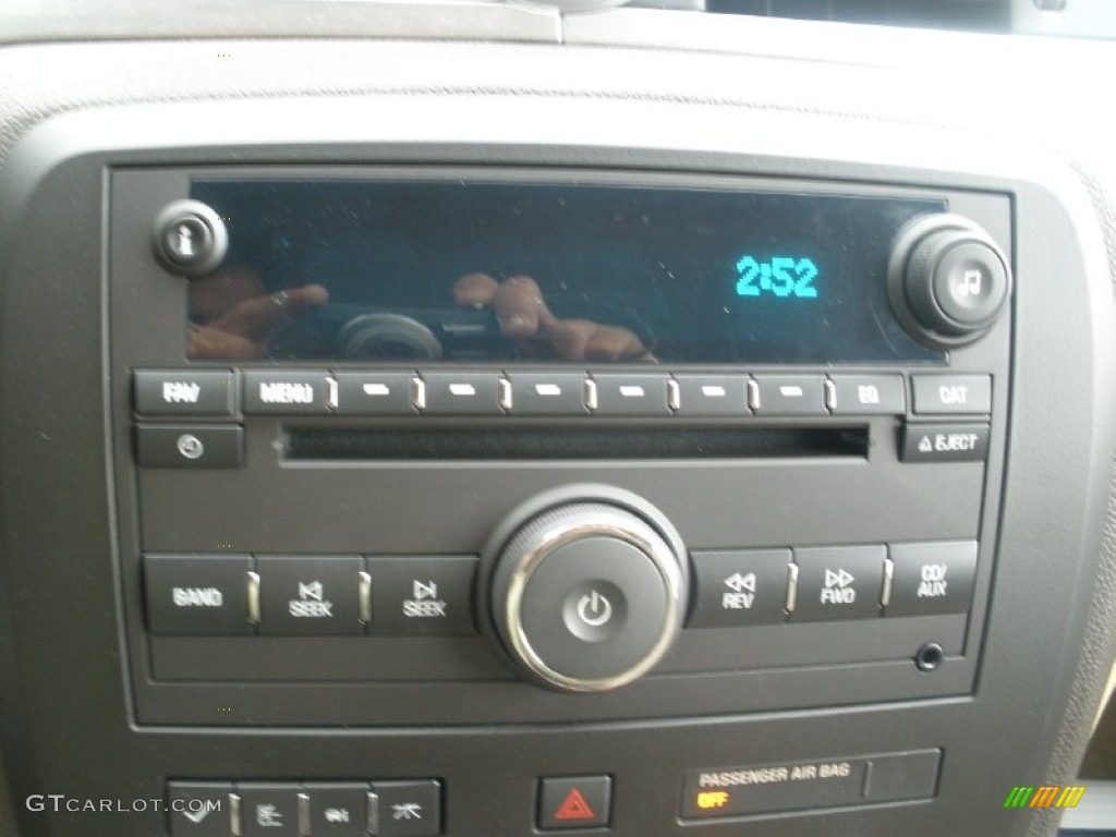 2008 Buick Enclave CX Audio System Photo #54061347