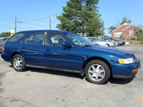1995 Honda Accord EX Wagon Data, Info and Specs