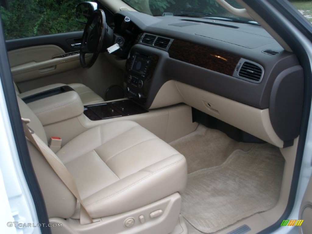 2008 Yukon Denali AWD - Summit White / Cocoa/Light Cashmere photo #24