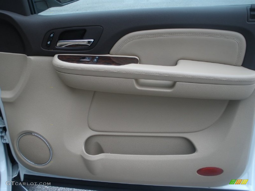 2008 Yukon Denali AWD - Summit White / Cocoa/Light Cashmere photo #25