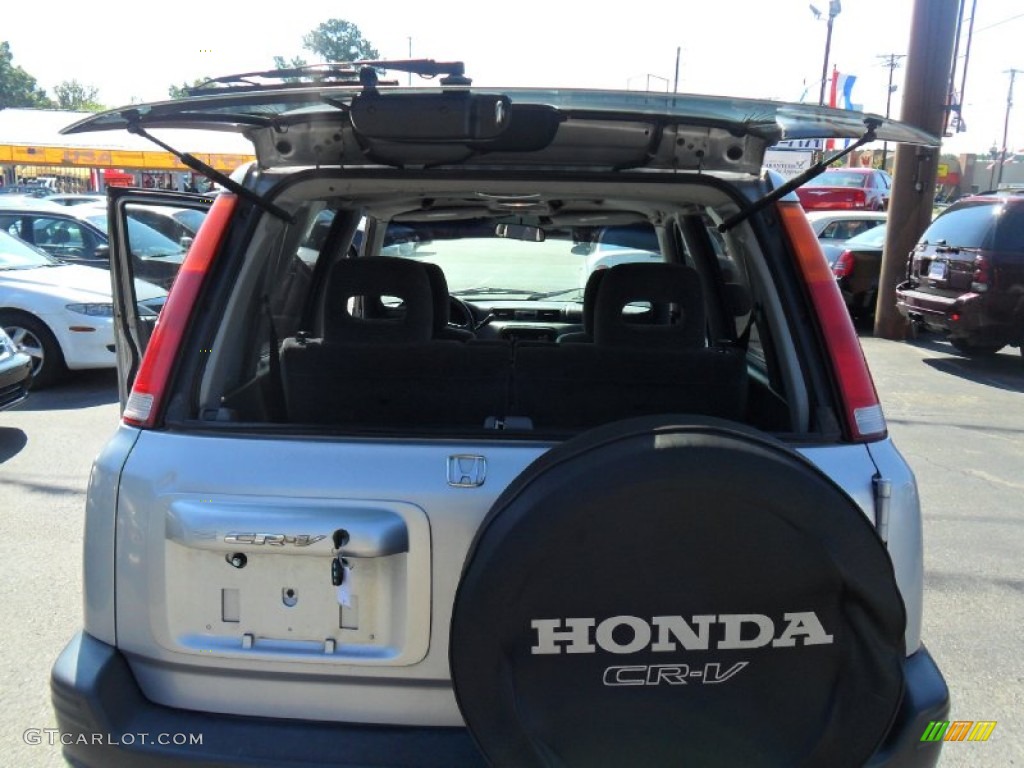 1998 CR-V LX - Sebring Silver Metallic / Charcoal photo #8