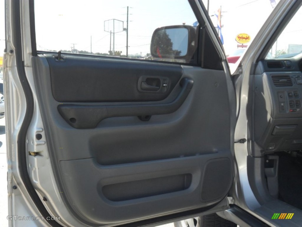 1998 CR-V LX - Sebring Silver Metallic / Charcoal photo #10