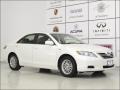 Super White - Camry Hybrid Photo No. 1